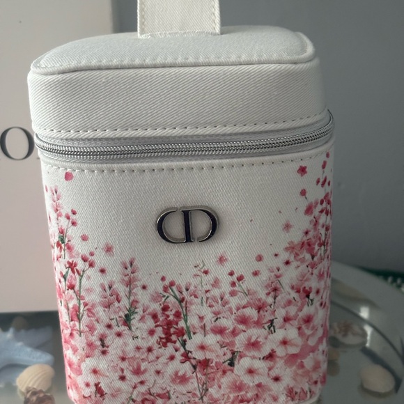 Dior Pink Floral Vanity Case - Picture 3 of 6
